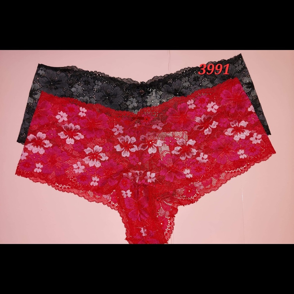 Victoria secret 2 Lace Shortie size XL NWT